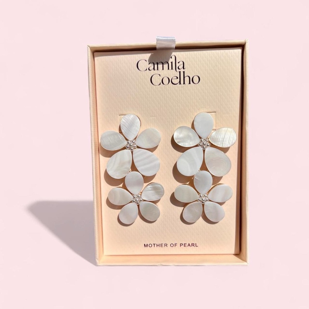 Camila Coelho | New In Box Mother Of Pearl Flower Earrings - Picture 2 of 6
